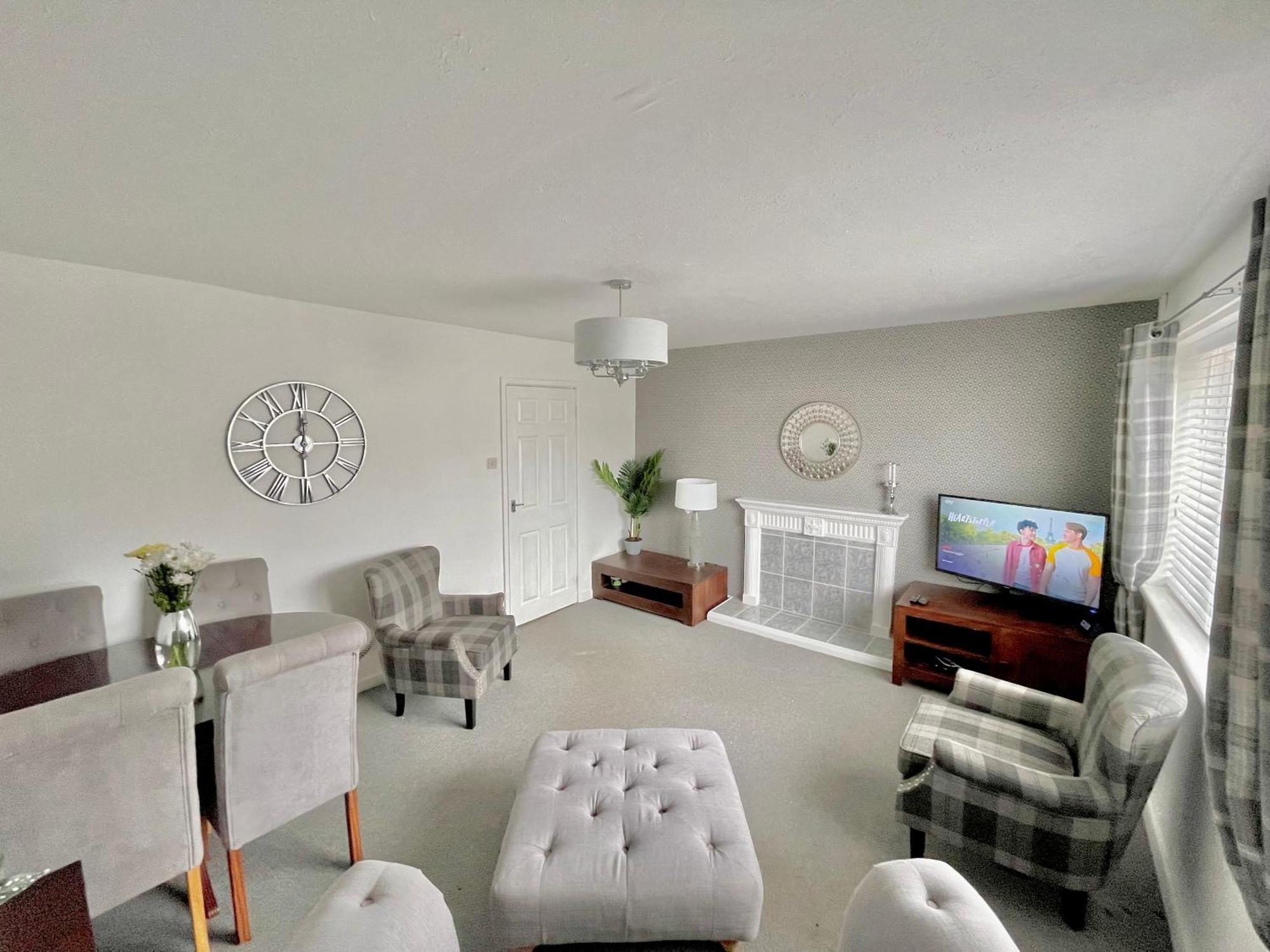 Cae Glas Apartments Holyhead Extérieur photo
