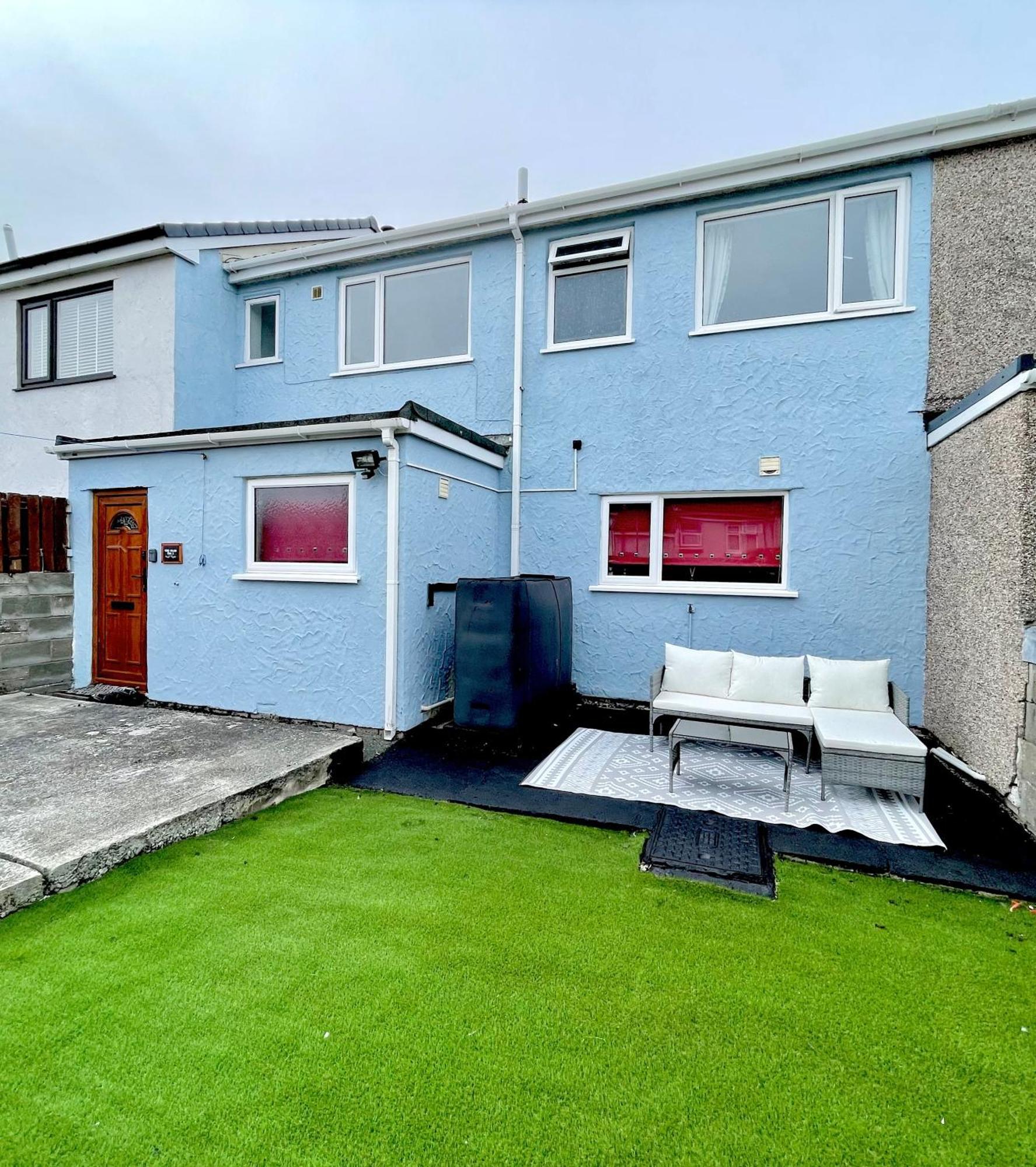 Cae Glas Apartments Holyhead Extérieur photo